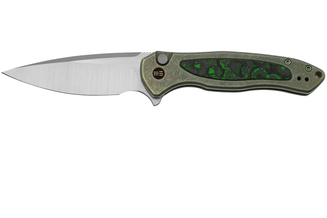 WE Knife Kitefin WE19002N-2, Hand Polished Satin CPM 20CV, Green Titanium, Jungle Wear Fat Carbon Fiber, Limited Edition, navaja